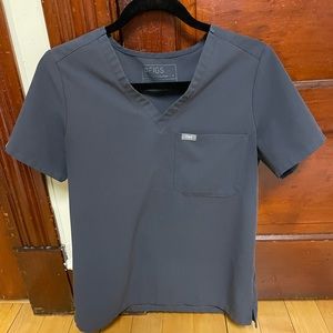 Small Figs scrub top